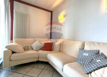 Soggiorno - Villa a Schiera via del roccolo
 
14, Civate - foto 18