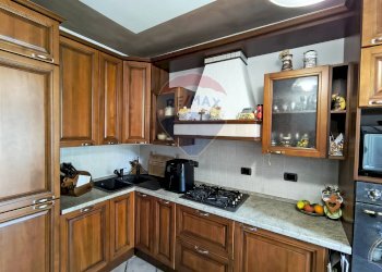 Cucina - Villa a Schiera via del roccolo
 
14, Civate - foto 25