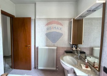 Bagno - Villa a Schiera via del roccolo
 
14, Civate - foto 27