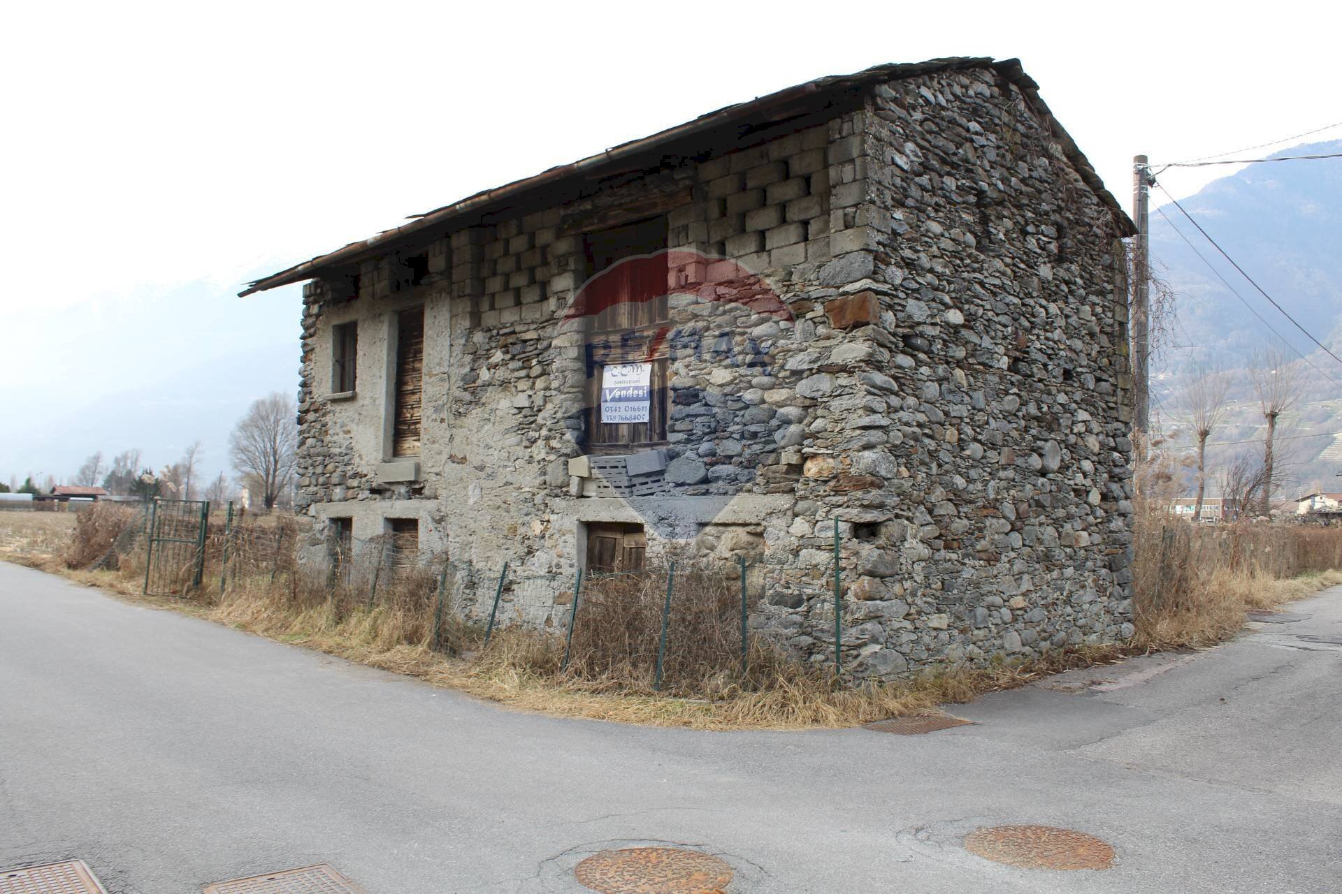 Casa all\'aperto - Rustico via Lungo Adda
 
15, Colorina - foto 1