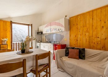 Sala da pranzo - Bilocale Cataeggio, Val Masino - foto 2