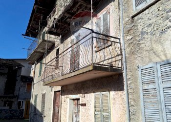 Edificio all\'aperto - Casa semi indipendente via del Piano
 
25, Ardenno - foto 1