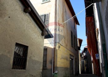 Edificio all\'aperto - Casa indipendente via Dante
 
48, Esino Lario - foto 4