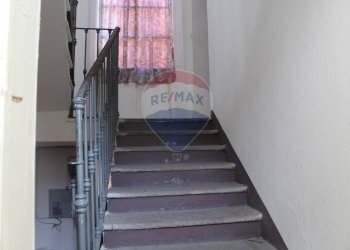 Scale - Casa indipendente via Dante
 
48, Esino Lario - foto 9