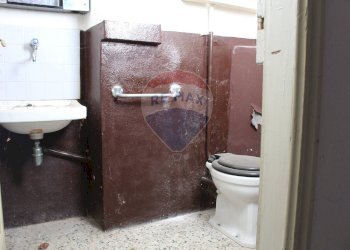 Bagno - Casa indipendente via Dante
 
48, Esino Lario - foto 15