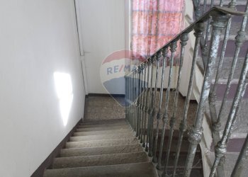 Scale - Casa indipendente via Dante
 
48, Esino Lario - foto 27