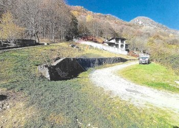 Non correlato - Villa Frazione Cevo, Civo - foto 8