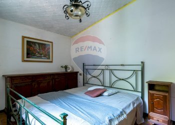 Camera / camera da letto - Bilocale via Arca Vuota Regoledo, Berbenno di Valtellina - foto 16