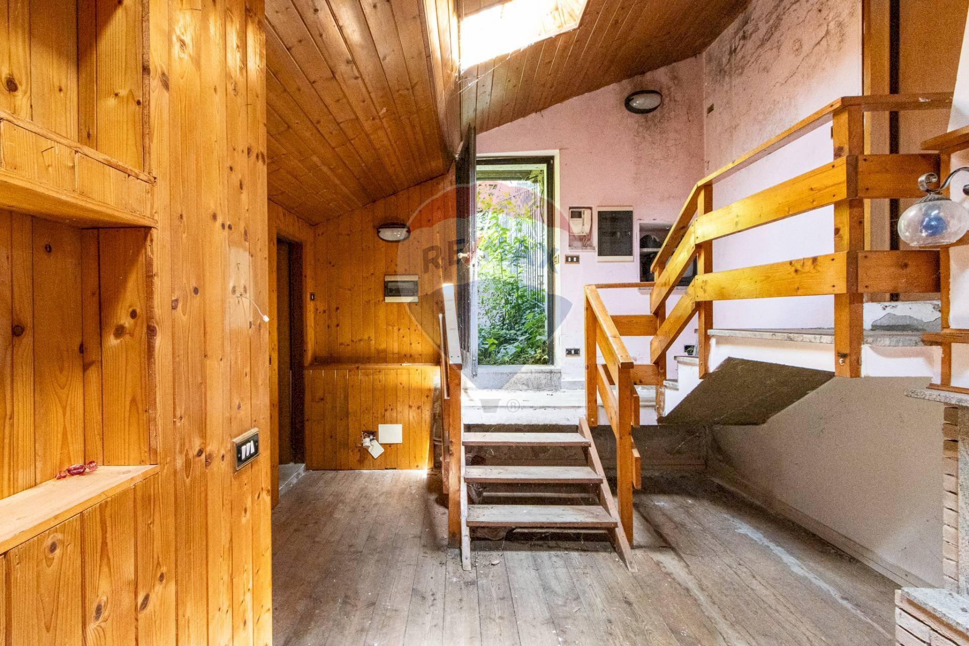 Scale - Independent house Via Alle scuole
172, Berbenno di Valtellina - photo 3