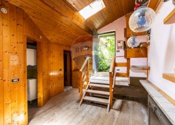Scale - Casa indipendente Via Alle scuole
 
172, Berbenno di Valtellina - foto 1