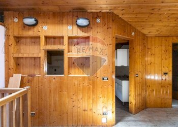 Sala da pranzo - Casa indipendente Via Alle scuole
 
172, Berbenno di Valtellina - foto 5