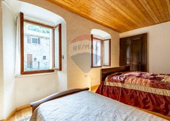 Camera / camera da letto - Bilocale via Arzo, Morbegno - foto 5