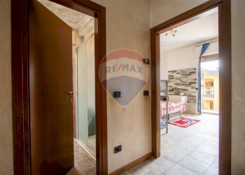 Hall / corridoio - Casa indipendente Via Fermi E.
 
11, Veduggio con Colzano - foto 21