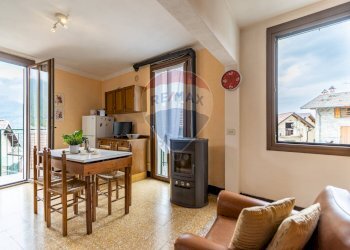 Sala da pranzo - Attico Piazza Armando Diaz
 
7, Esino Lario - foto 4