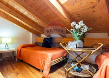 Camera / camera da letto - Attico Piazza Armando Diaz
 
7, Esino Lario - foto 14