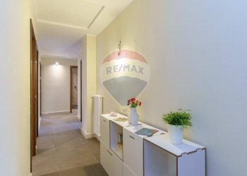 Hall / corridoio - Appartamento via Scala Greca
 
119, Siracusa - foto 21