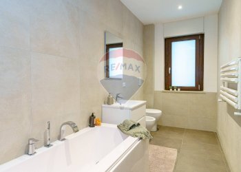 Bagno - Appartamento via Scala Greca
 
119, Siracusa - foto 22