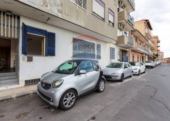 Edificio all\'aperto - Casa semi indipendente Via Cefalù
 
18, Misterbianco - foto 23