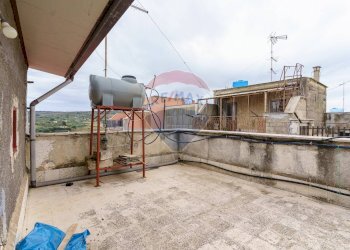 Terrazza - Independent house Via C. Colombo
 
5/7, Carlentini - photo 24