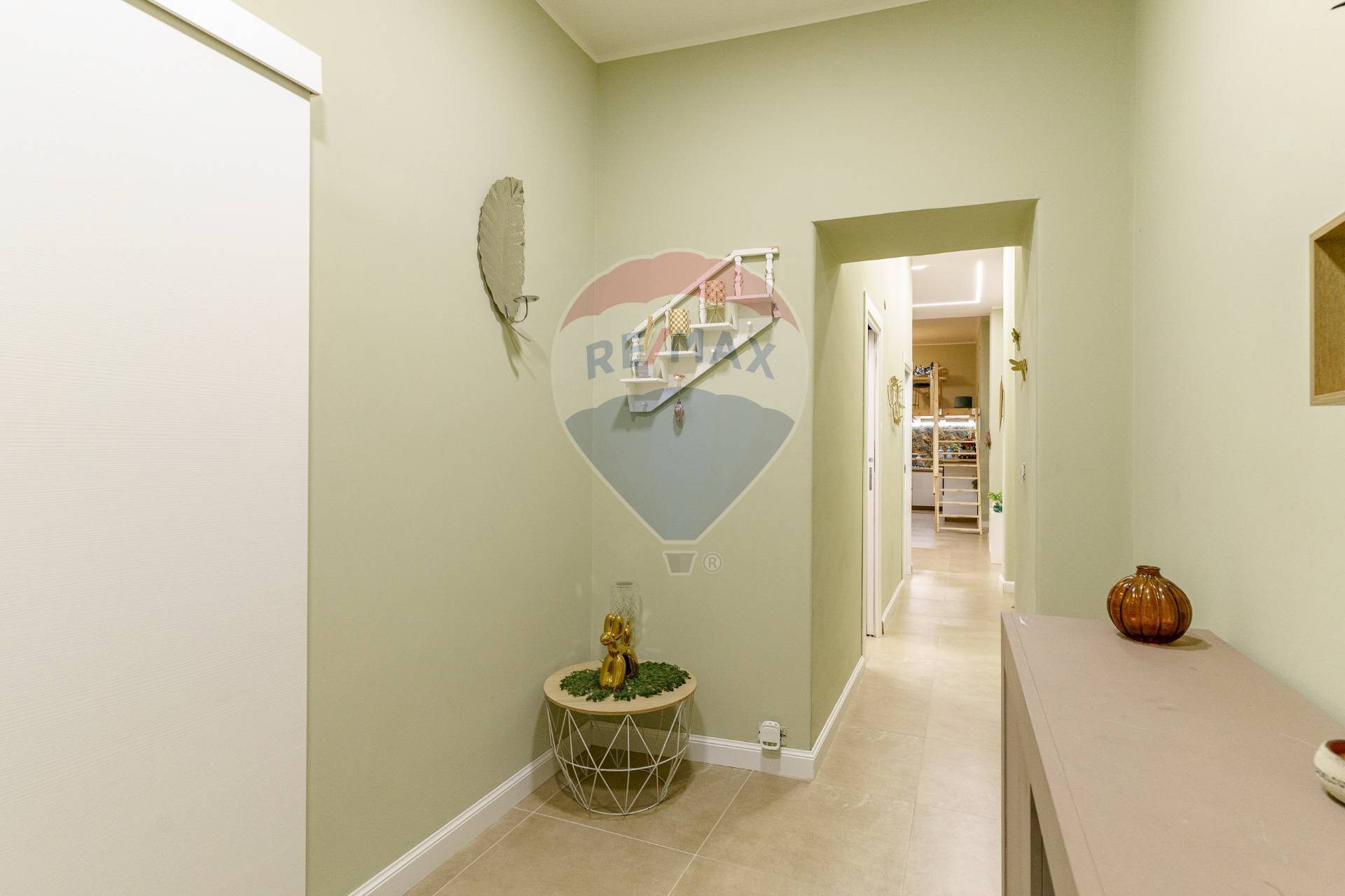 Hall / corridoio - Appartamento Via Gaetano Donizetti
 
56, Catania - foto 2