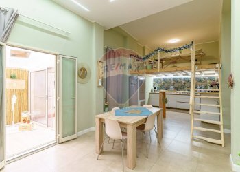 Sala da pranzo - Appartamento Via Gaetano Donizetti
 
56, Catania - foto 4