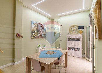 Sala da pranzo - Appartamento Via Gaetano Donizetti
 
56, Catania - foto 7