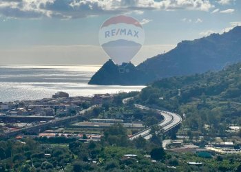 Vista delle montagne - Independent house Scorsonello
 
snc, Savoca - photo 3