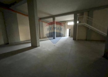 Parcheggio - Locale Commerciale Via: Luigi Capuana, Camporotondo Etneo - foto 45