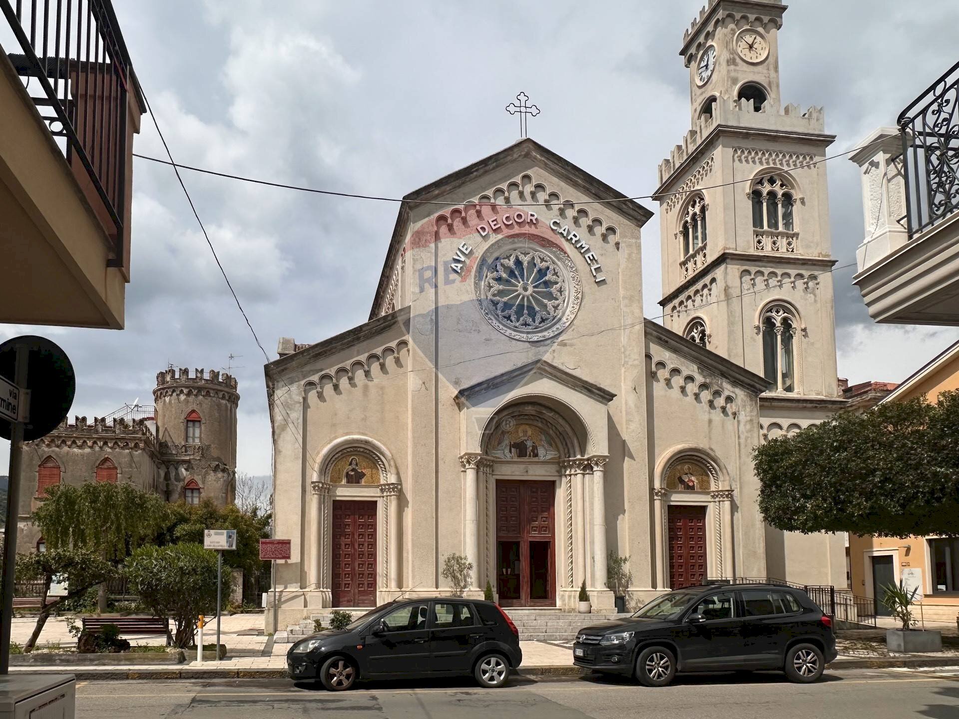 Edificio all\'aperto - Locale Commerciale Santa Teresa di Riva - foto 2