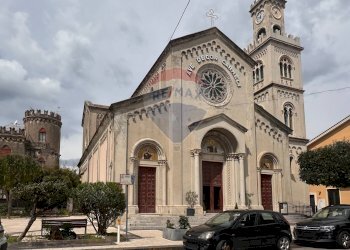 Edificio all\'aperto - Locale Commerciale Santa Teresa di Riva - foto 8