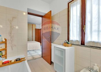 Bagno - Casa indipendente via L. Cadorna
 
56, Melegnano - foto 10