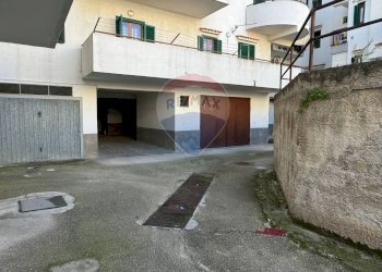 Edificio all\'aperto - Box Via Quasimodo
 
10, Vieste - foto 6