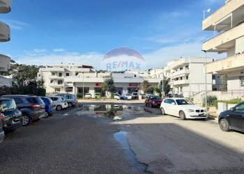 Edificio all\'aperto - Box Via Quasimodo
 
10, Vieste - foto 12