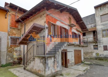 Foto 3 - Casa indipendente via Garibaldi
 
12, Caronno Varesino - foto 3