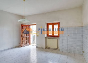 Foto 10 - Casa indipendente via Garibaldi
 
12, Caronno Varesino - foto 10