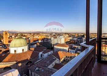 Balcone - Quadrilocale galleria kennedy
 
10, Seregno - foto 20