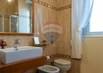 Bagno - Quadrilocale galleria kennedy
 
10, Seregno - foto 34