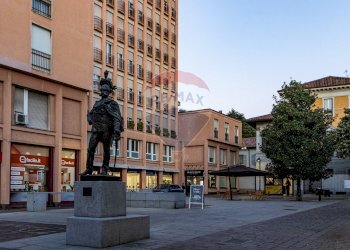 Edificio all\'aperto - Quadrilocale galleria kennedy
 
10, Seregno - foto 38