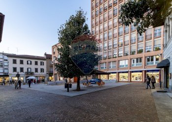 Edificio all\'aperto - Quadrilocale galleria kennedy
 
10, Seregno - foto 41