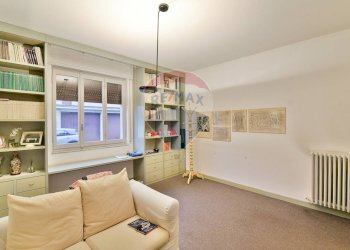 Soggiorno - Casa semi indipendente San Michele Del Carso
 
20, Lentate sul Seveso - foto 15