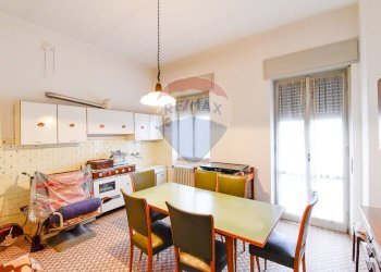 Sala da pranzo - Casa semi indipendente San Michele Del Carso
 
20, Lentate sul Seveso - foto 21