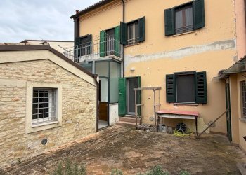 Foto 2 - Casa indipendente Via Giuseppe Forlani
 
5, Pesaro - foto 2