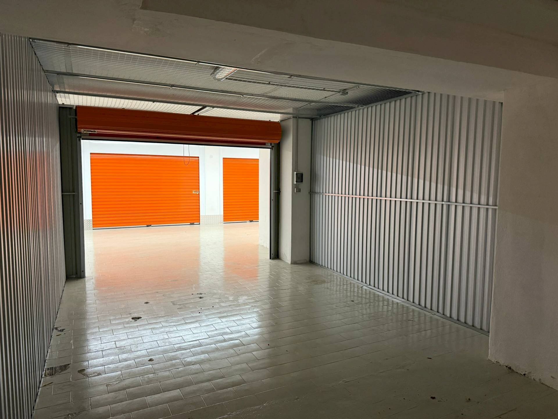 Foto 3 - Box via Pisa
 
8, Olbia - foto 3