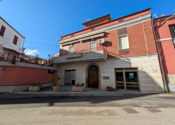 Foto 1 - Independent house Via della stazione, Mosciano Sant'Angelo - photo 1