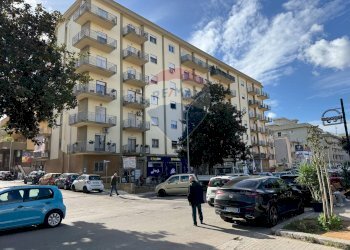 Edificio all\'aperto - Locale Commerciale Via Dante
 
13/33, Bagheria - foto 13