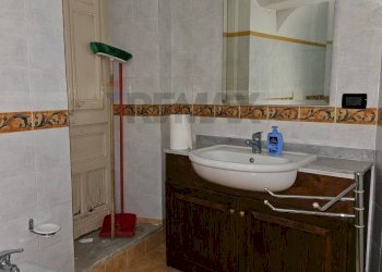 Bagno - Quadrilocale corso umberto
 
7, Carini - foto 18