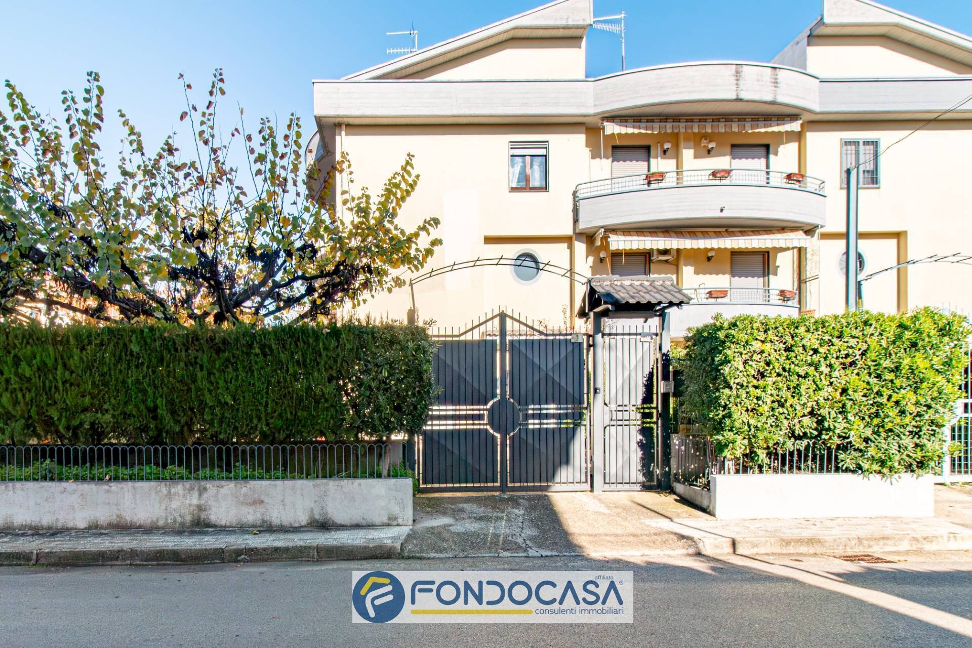 Foto 2 - Terraced Villa Via Friuli
1, Montecorvino Pugliano - photo 2