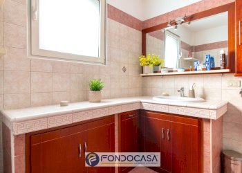 Foto 33 - Terraced Villa Via Friuli
 
1, Montecorvino Pugliano - photo 33