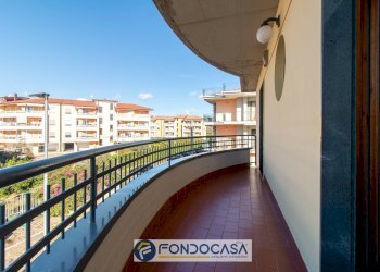 Foto 44 - Terraced Villa Via Friuli
 
1, Montecorvino Pugliano - photo 44