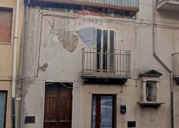 Edificio all\'aperto - Casa indipendente via ciano
 
70, Chiaramonte Gulfi - foto 5